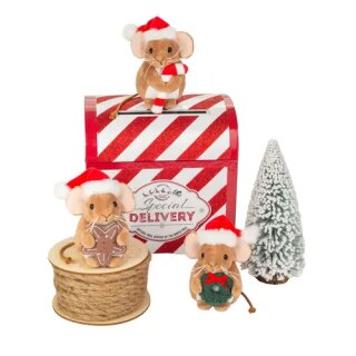 Weihnachtsmaus mit Adventskranz