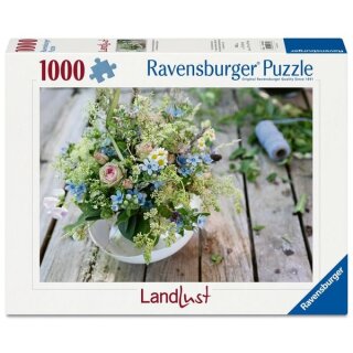 Sommerlicher Wiesenstrauß mit Himmelblauem Südstern