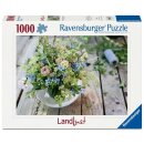 Sommerlicher Wiesenstrauß mit Himmelblauem...