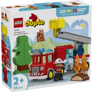 Löschauto mit Schlauch und Feuerwehrmann