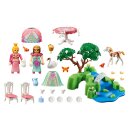 Prinzessinnen-Picknick mit Fohlen